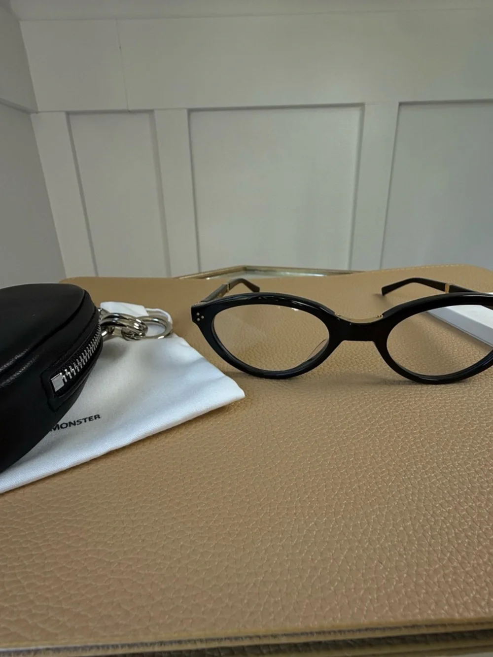 GENTLE MONSTER Black Acetate Sunglasses with Gold Logo - Picture 4 of 11